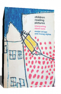 CHILDREN READING PICTURES